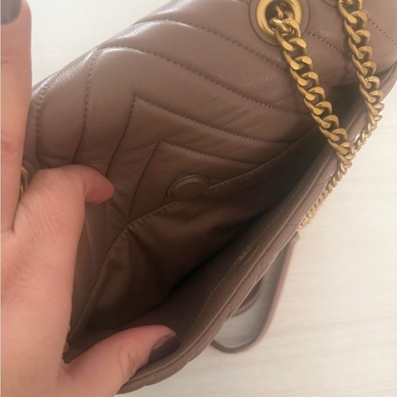 Quince Taupe Quilted Shoulder Bag Covertable Crossbody (larger size) - Picture 6 of 13